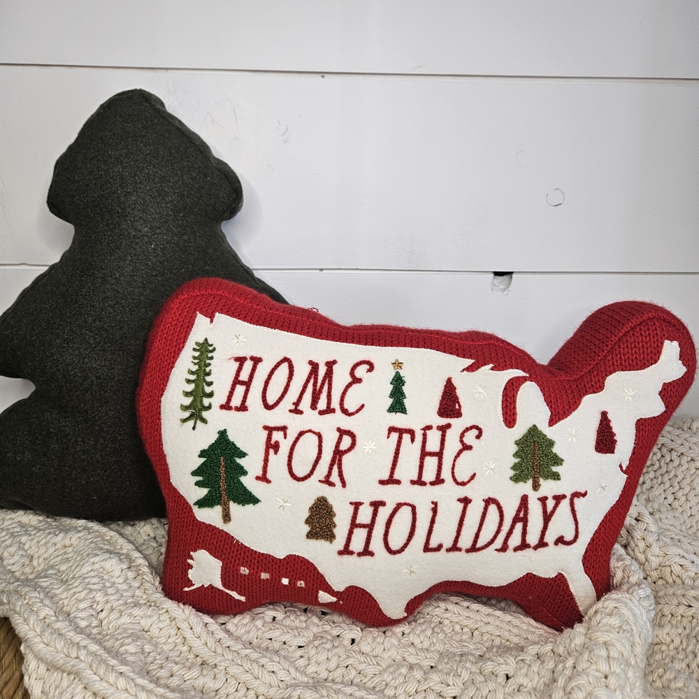 NWT Home For The Holidays & Tree Christmas Pillow Set